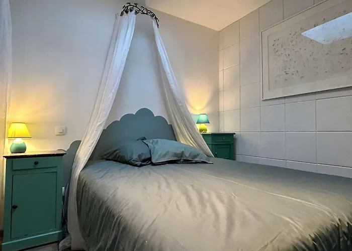 Maison 2 Pieces 3 Couchages Pierre D'oleron Spo000-061